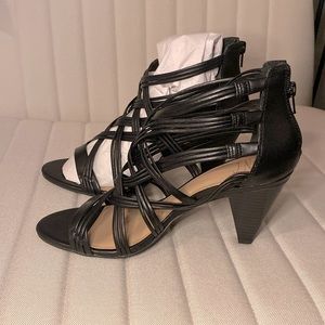 NEW! INC International Concepts, open toe strapping, black